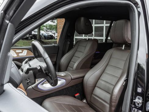 Used 2022 Mercedes-Benz GLS 450 4MATIC image 6