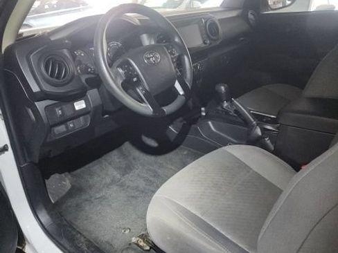 Used 2022 Toyota Tacoma SR RWD image 6