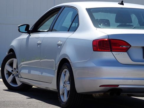 Used 2014 Volkswagen Jetta TDI FWD image 17