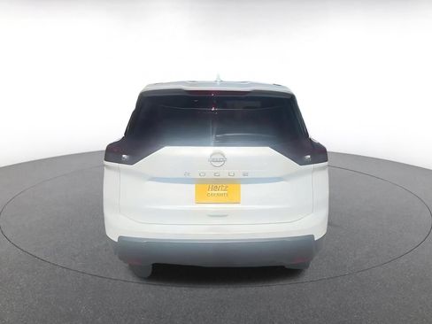 Used 2026 Nissan Rogue SV FWD image 12