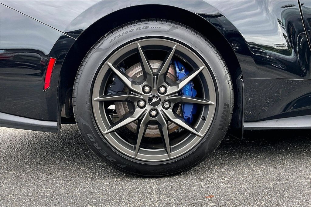 Used 2026 Ford Mustang Dark Horse RWD image 32