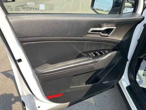 Used 2023 Kia Sportage X-Line w/ X-Line Premium Package image 15