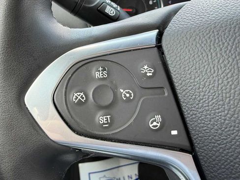 Used 2023 Chevrolet Traverse LT AWD/4WD image 16