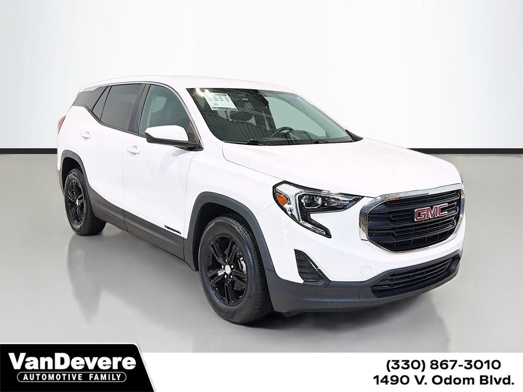 Used 2021 GMC Terrain SLE FWD image 1