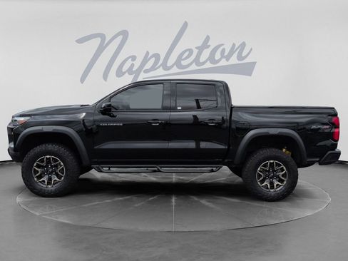 Used 2024 Chevrolet Colorado ZR2 w/ ZR2 Convenience Package III AWD/4WD image 4
