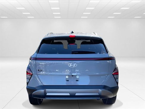 New 2026 Hyundai Kona SEL Premium image 5