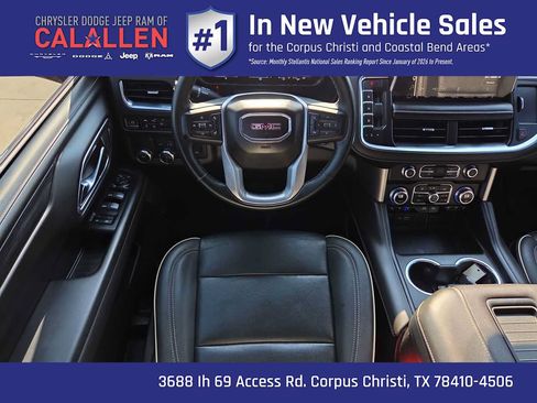 Used 2023 GMC Yukon XL SLT w/ SLT Premium Package RWD image 24