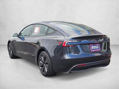 Used 2025 Tesla Model 3 Long Range RWD image 3