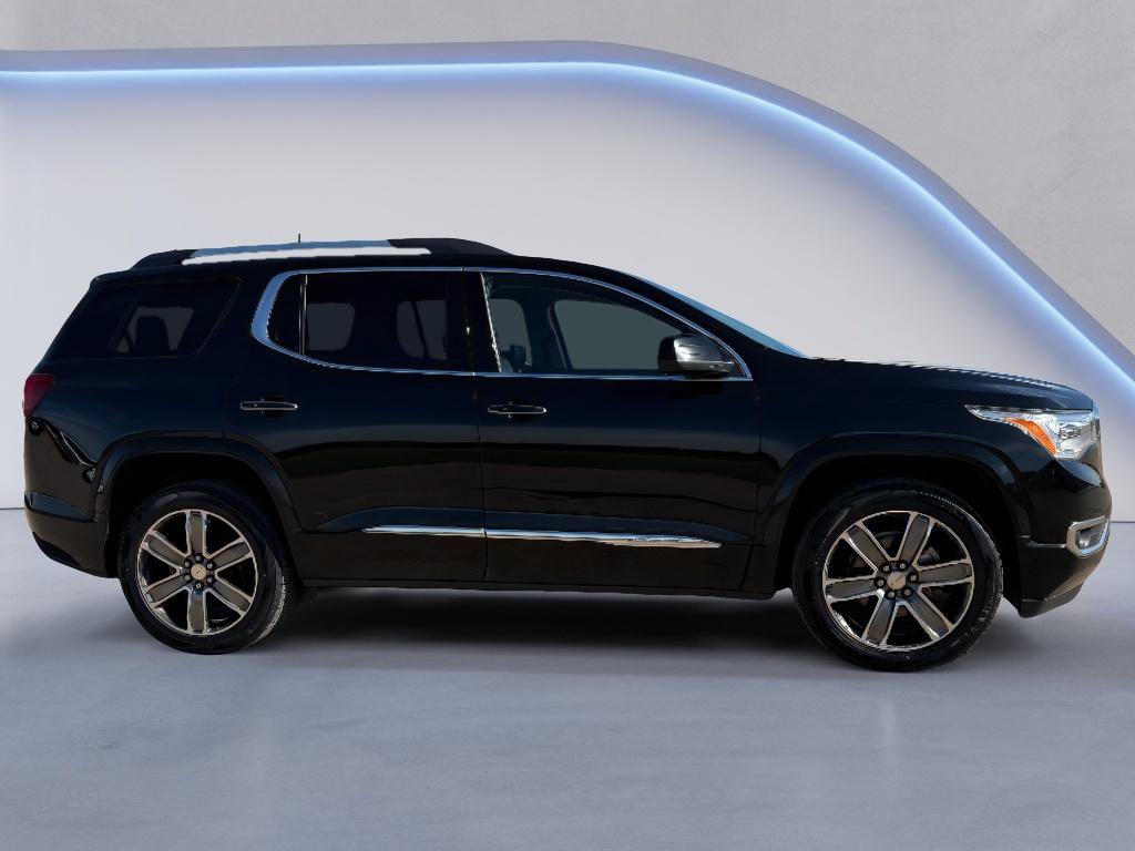 Used 2019 GMC Acadia Denali w/ Technology Package AWD/4WD image 4