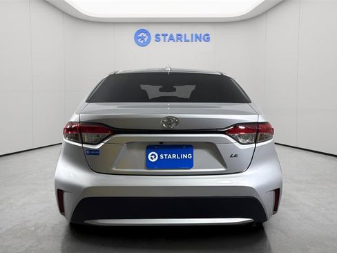 Used 2022 Toyota Corolla LE image 7