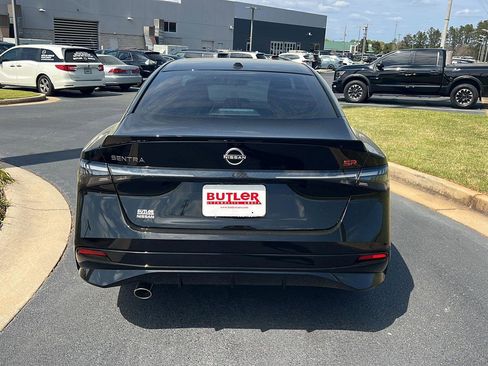 New 2026 Nissan Sentra SR w/ Floor Mat Package FWD image 5