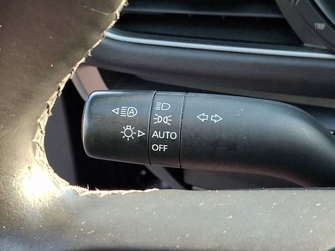 Used 2024 MAZDA MAZDA3 s FWD image 26