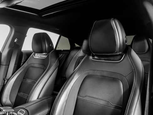 Used 2021 Mercedes-Benz AMG GT 63 image 3