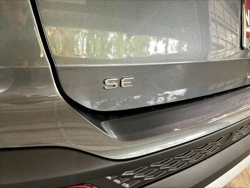 New 2026 Volkswagen Taos SE AWD/4WD image 10