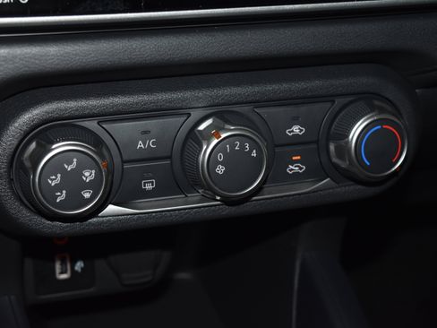 New 2025 Nissan Versa S w/ Trunk Package image 11