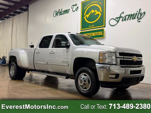 Used 2011 Chevrolet Silverado 3500 LTZ w/ LTZ Plus Package image 1