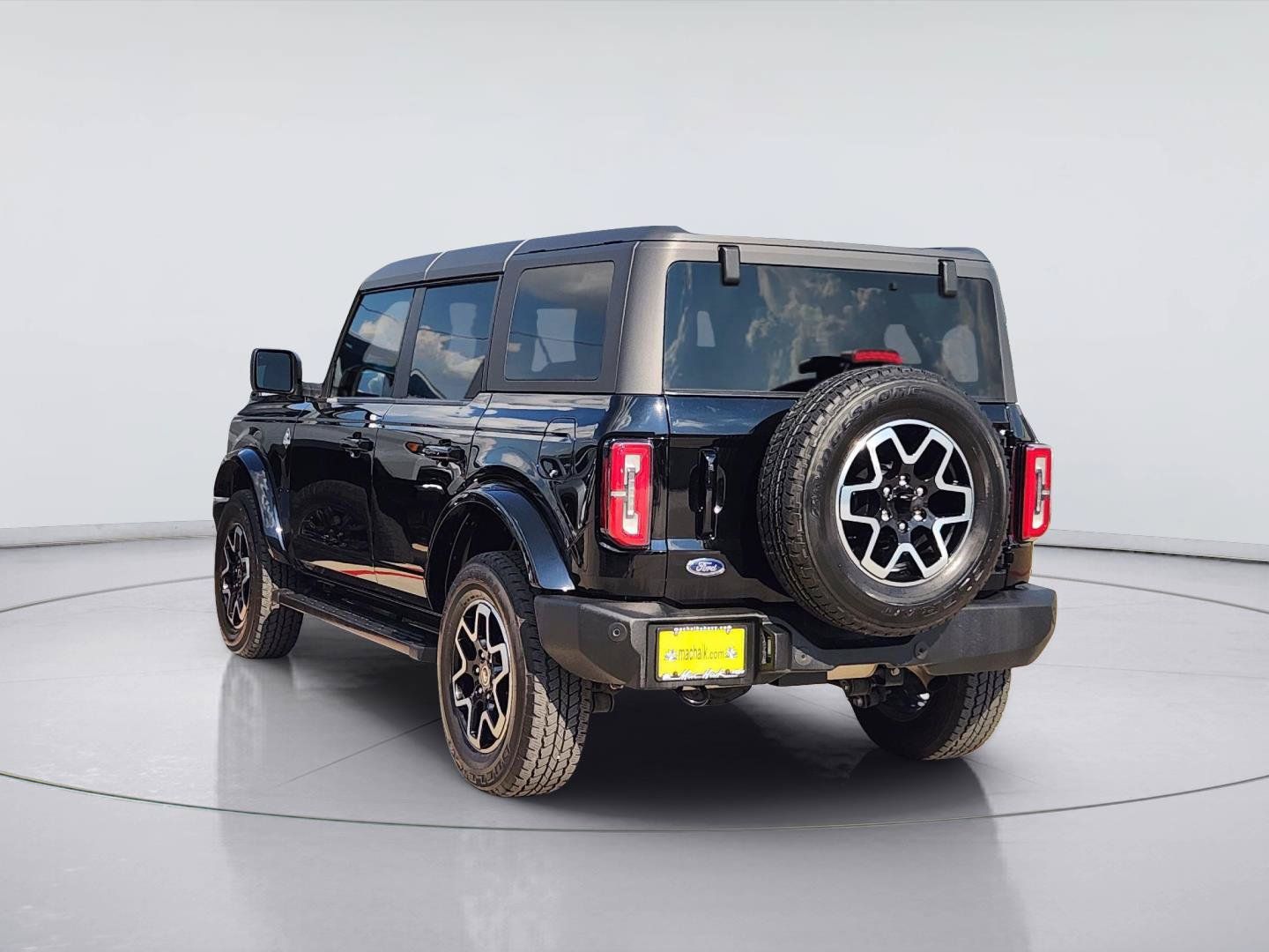 Used 2024 Ford Bronco Outer Banks AWD/4WD image 5