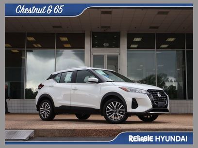 Used 2021 Nissan Kicks SV
