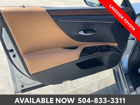 Used 2022 Lexus ES 350 w/ Premium Package FWD image 23