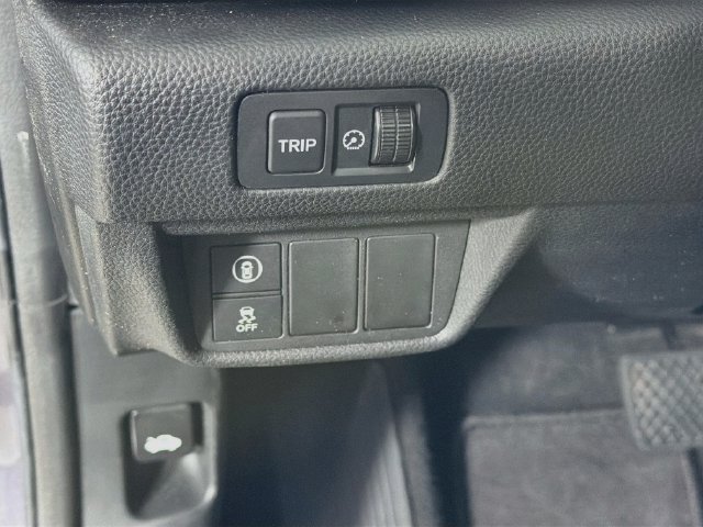 Used 2019 Honda Accord LX image 12