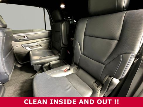 Used 2024 Toyota Sequoia Platinum AWD/4WD image 18