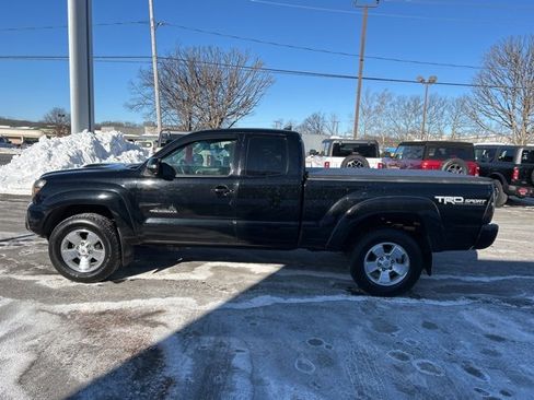 Used 2014 Toyota Tacoma 4x4 Access Cab V6 image 4