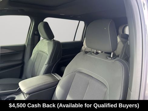 New 2025 Jeep Grand Cherokee L Laredo w/ Luxury Tech Group I RWD image 28