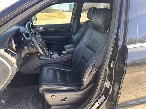 Used 2015 Jeep Grand Cherokee Overland image 24