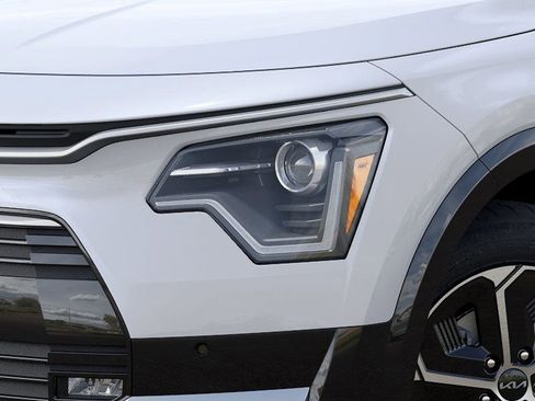 New 2026 Kia Niro SX image 10