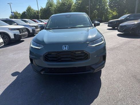 Used 2024 Honda HR-V Sport image 2