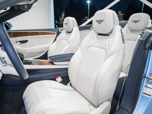 New 2026 Bentley Continental GTC AWD/4WD image 21