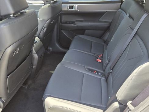 Used 2025 Hyundai Santa Fe XRT image 11