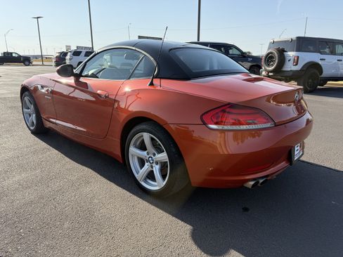 Used 2015 BMW Z4 sDrive28i RWD image 4