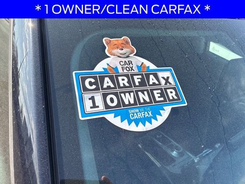 Used 2022 Ford Explorer XLT image 5