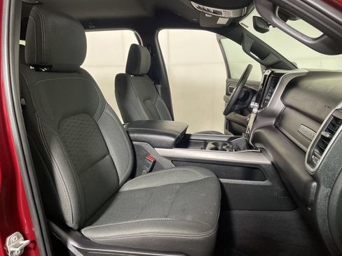 Used 2025 RAM 1500 Big Horn AWD/4WD image 24