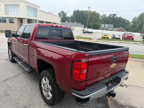 Used 2019 Chevrolet Silverado 2500 LTZ w/ Duramax Plus Package AWD/4WD image 8