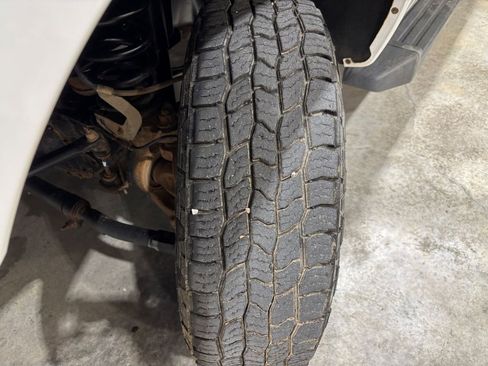 Used 2013 Ford F250 XL w/ Skid Plate Pkg image 27