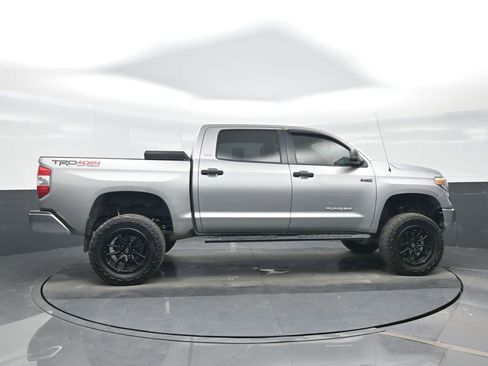 Used 2018 Toyota Tundra SR5 w/ TRD Off Road Package image 7