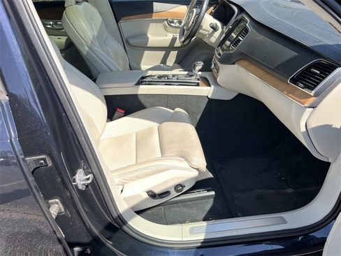 Used 2019 Volvo XC90 T6 Inscription w/ Advanced Package image 22