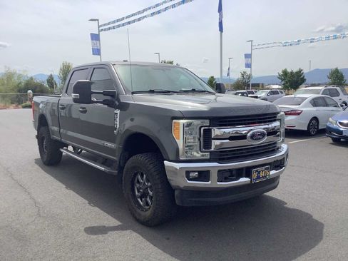 Used 2017 Ford F350 XLT w/ XLT Value Package AWD/4WD image 8
