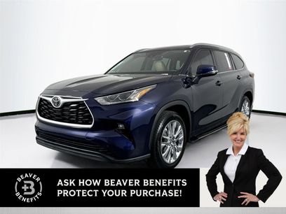 Used 2023 Toyota Highlander Limited