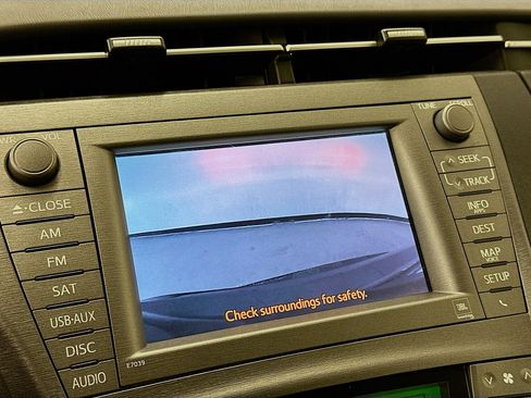 Used 2015 Toyota Prius Four image 23