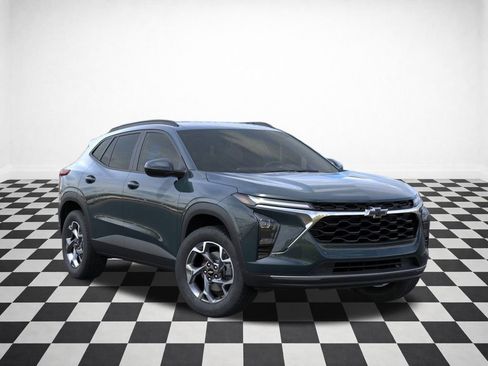 New 2026 Chevrolet Trax LT w/ Driver Confidence Package image 34