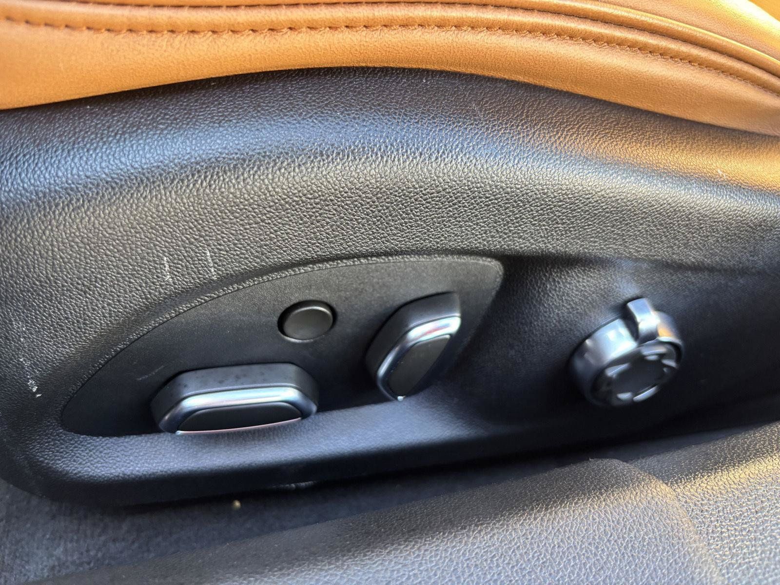 Used 2021 Cadillac CT5 Premium Luxury w/ Platinum Package AWD/4WD image 19
