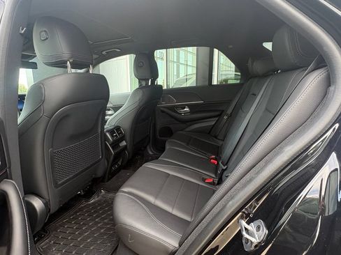 Used 2024 Mercedes-Benz GLE 450 4MATIC image 9