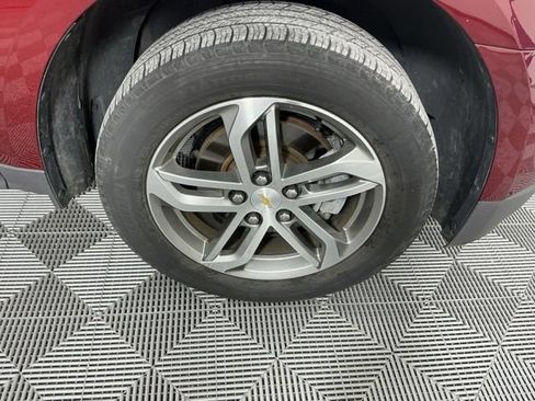 Used 2016 Chevrolet Equinox LTZ w/ Enhanced Convenience Package FWD image 18