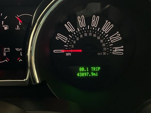 Used 2007 Ford Mustang GT RWD image 32