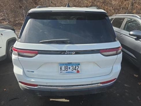 Used 2023 Jeep Grand Cherokee 4WD 4xe image 9