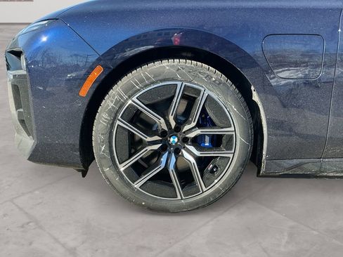 New 2026 BMW 750e xDrive w/ Premium Package AWD/4WD image 14