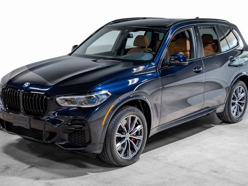 Used 2023 BMW X5 M50i w/ Executive Package image 31